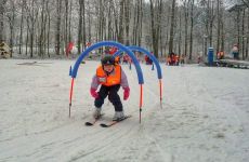 dětská škola lyžování, půjčovna lyží